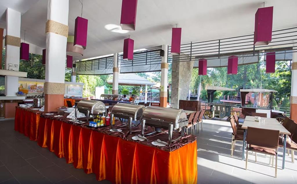 Aurora Resort 4