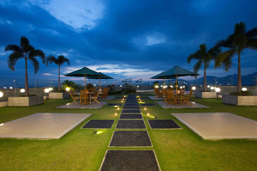 Golden Palace Mataram 1