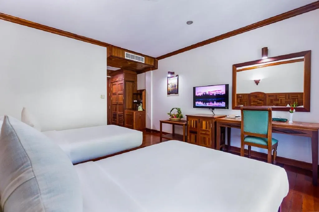 Pierre Hotel 2