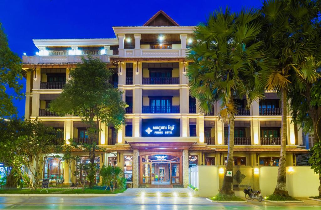 Pierre Hotel 5