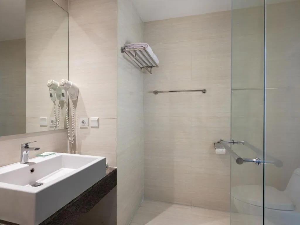 Hotel Santika Premiere Gubeng Surabaya 1