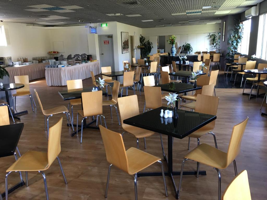 Devere Hotel 4