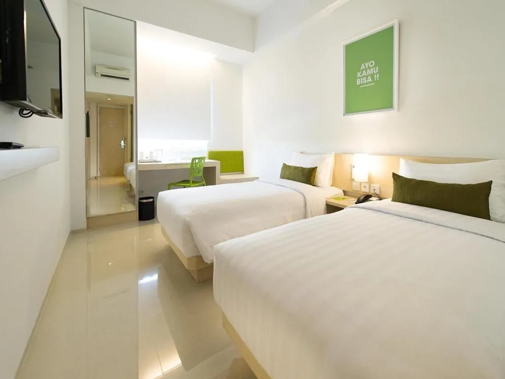 Zuri Express Mangga Dua Hotel 1