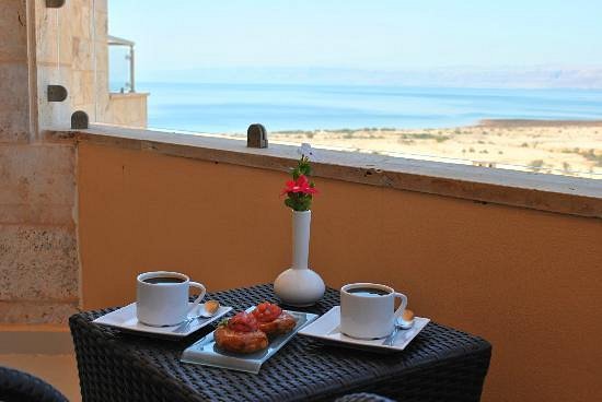 Ramada Resort by Wyndham Dead Sea 5