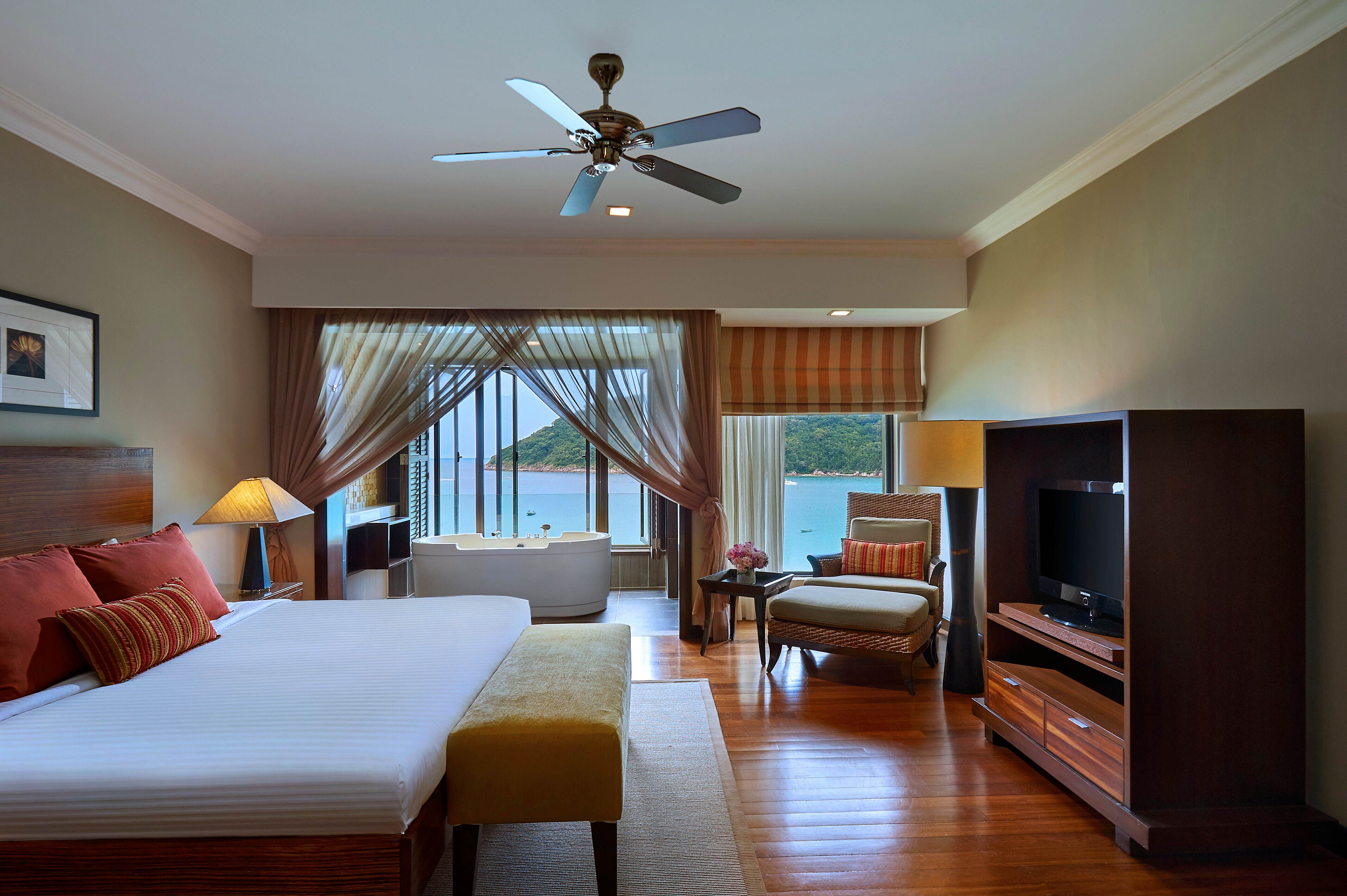 Cliff Premier Suite - Taaras Beach & Spa Resort 3