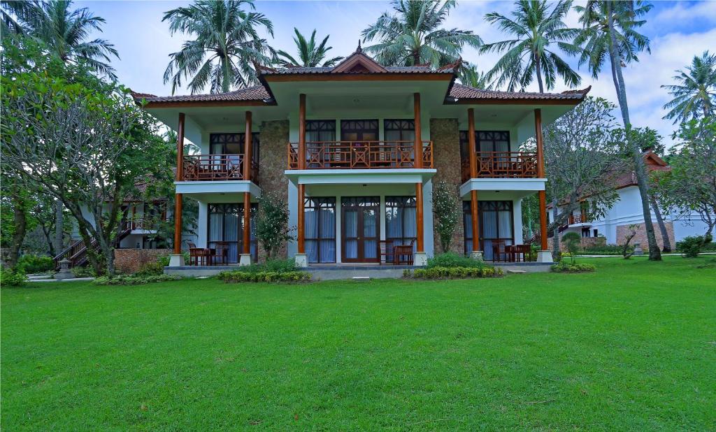 Holiday Resort Lombok 12