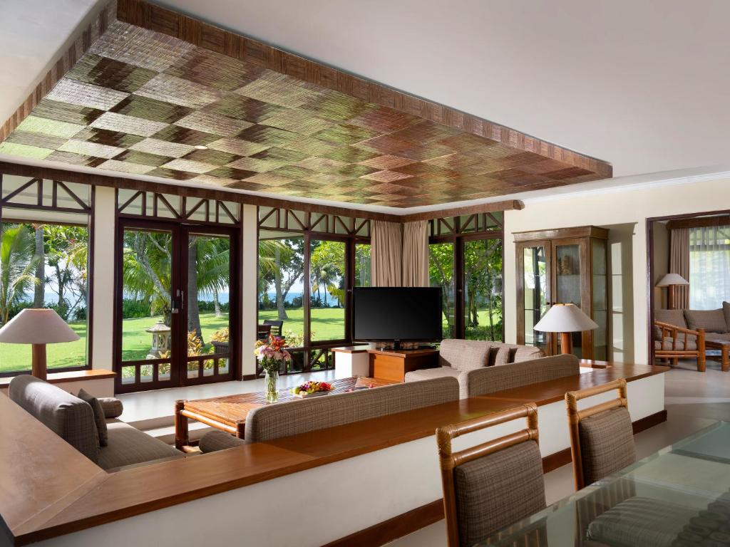 Holiday Resort Lombok 6