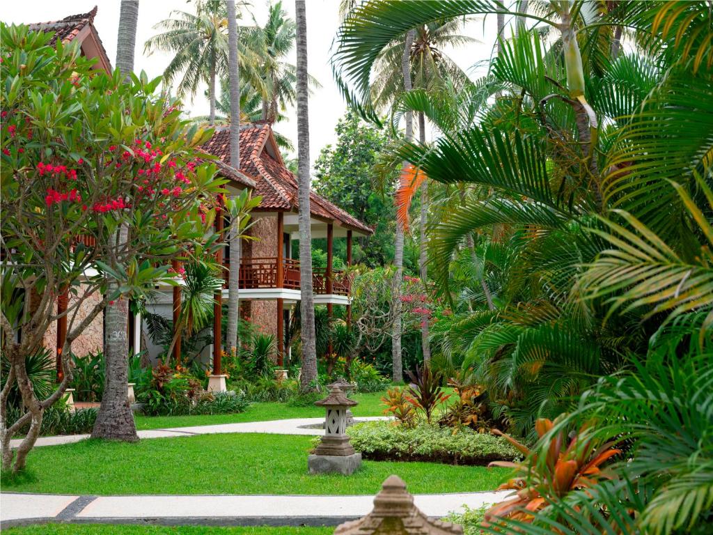 Holiday Resort Lombok 14