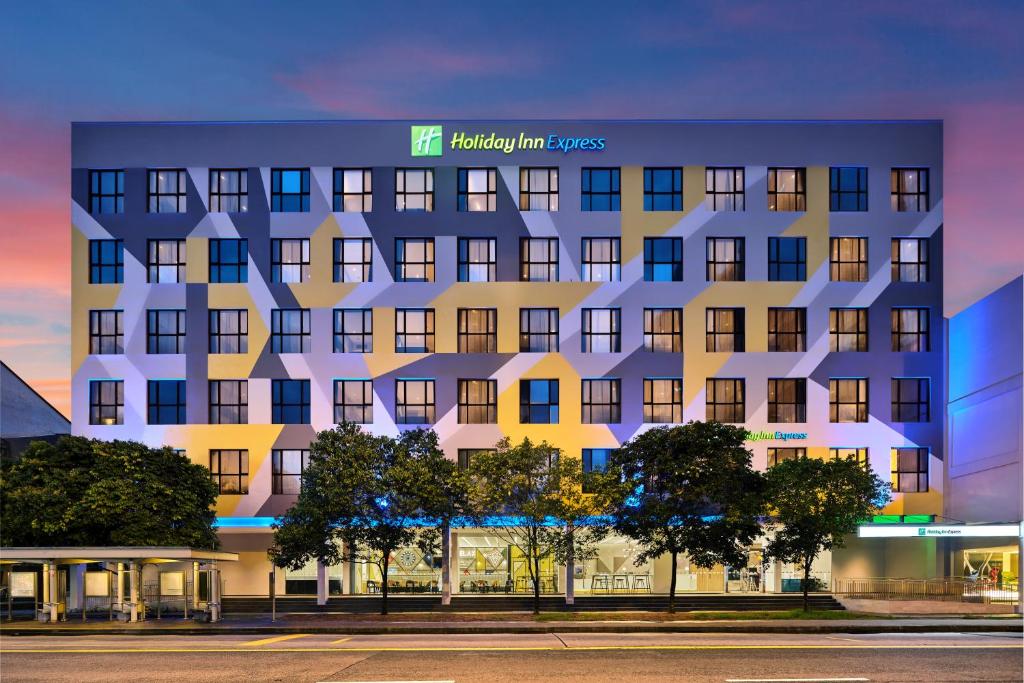 Holiday Inn Express Singapore Serangoon by IHG 2