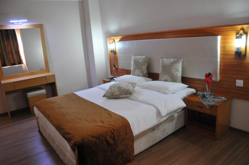 Vienna Hotel Beijing Jiugong 2