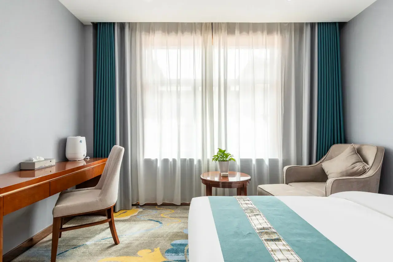 Dunhuang Jinghua Hotel 17