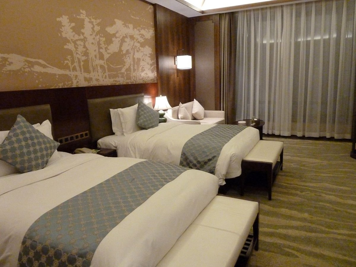 Dunhuang Jinghua Hotel 1