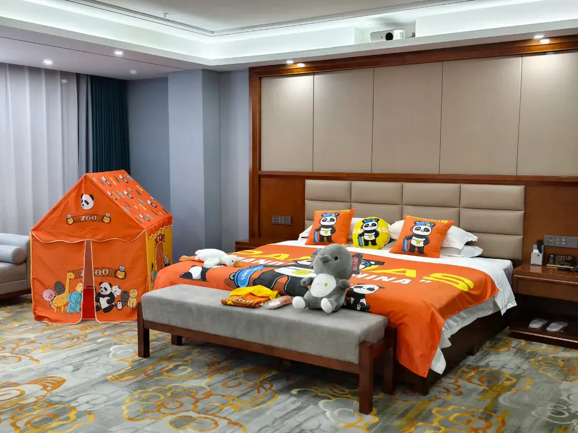 Dunhuang Jinghua Hotel 25