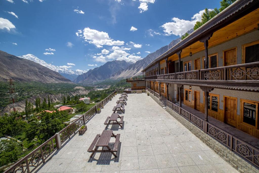 Roomy Daastaan Hotel 2