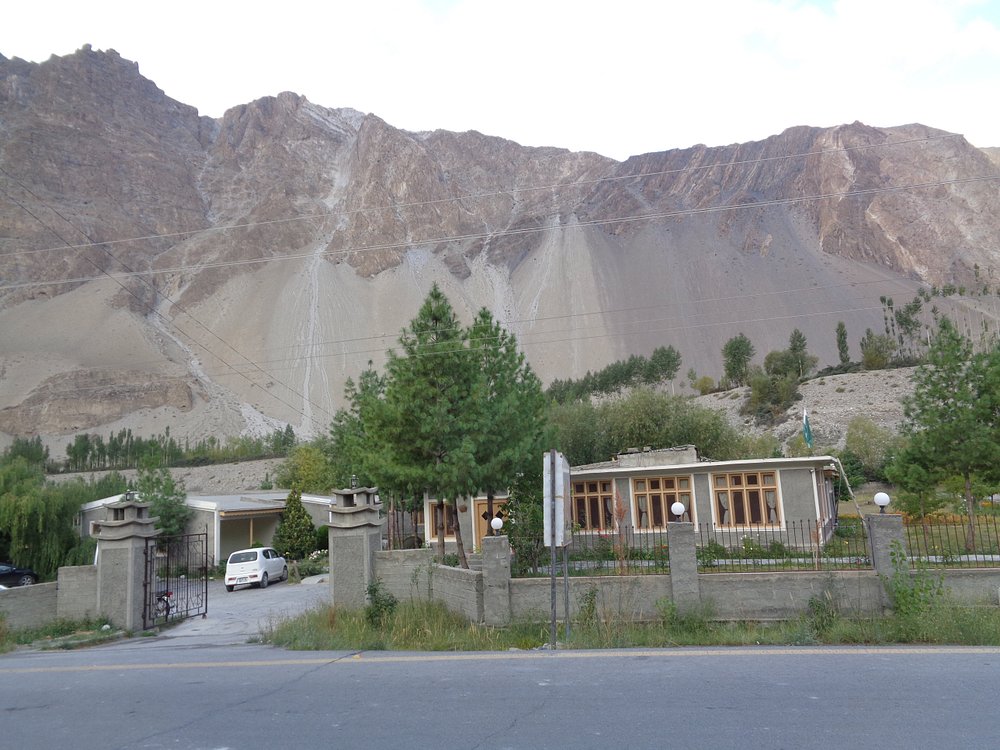 Passu Tourist Lodge 4