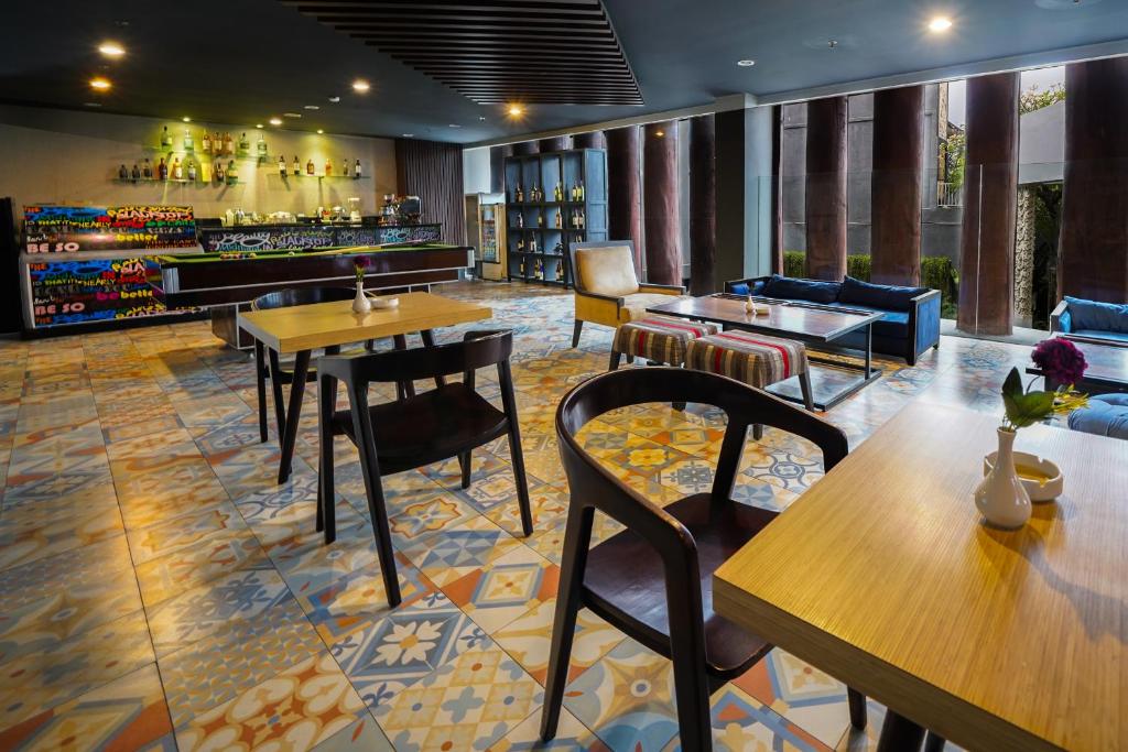 Brits Hotel Legian Seminyak 4