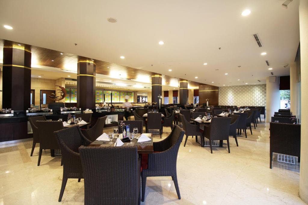 Hotel Santika Premiere Jogja 7