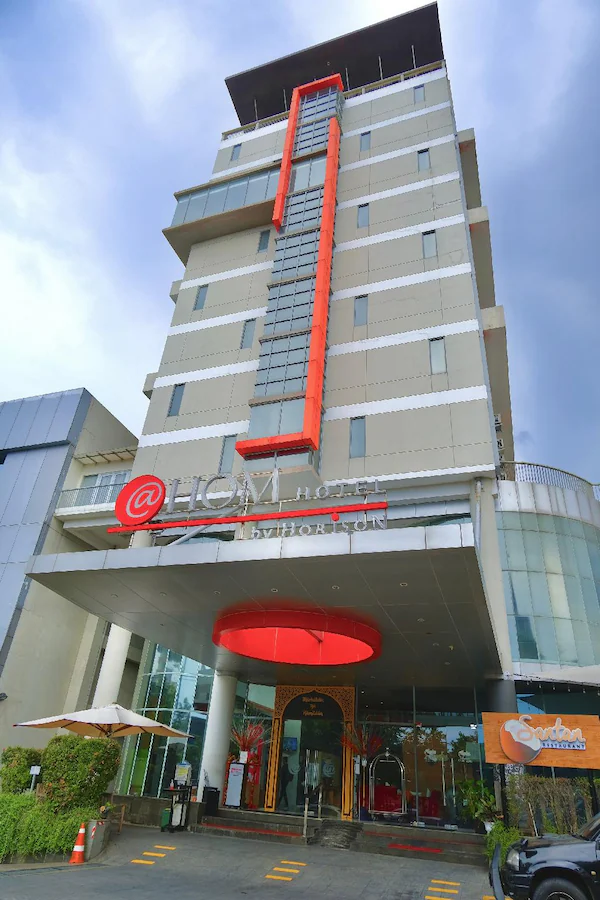 HOM Semarang Simpang Lima By Horison 1