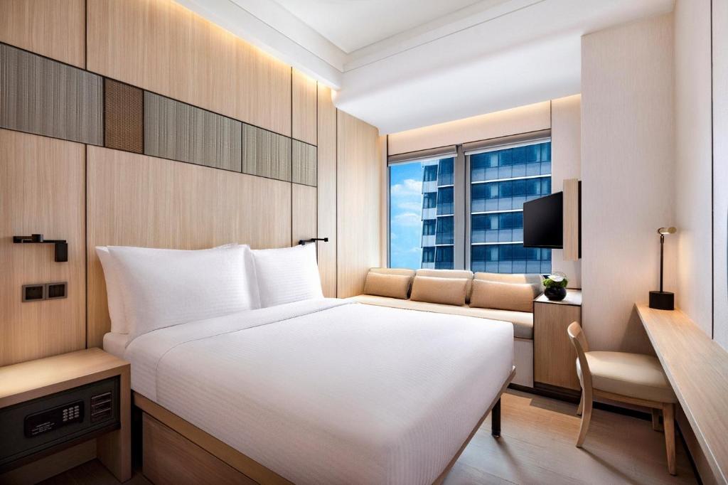 Harbour Plaza Metropolitan 1