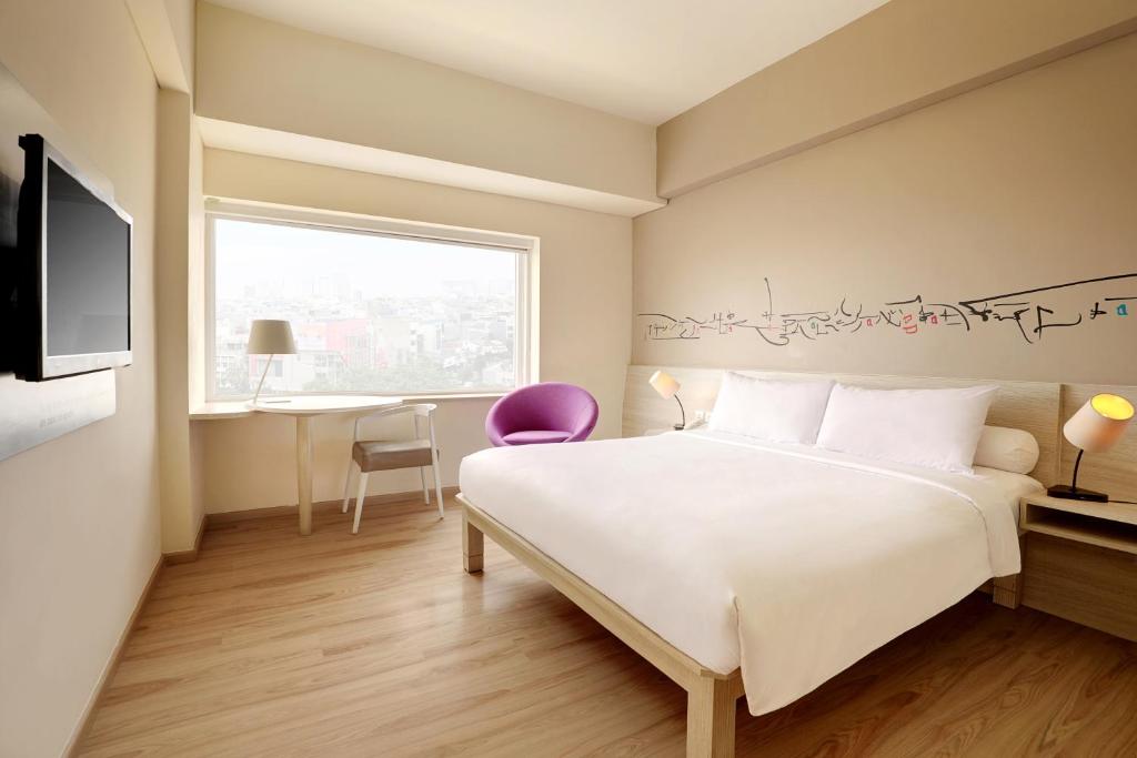 ibis Styles Jakarta Gajah Mada 1
