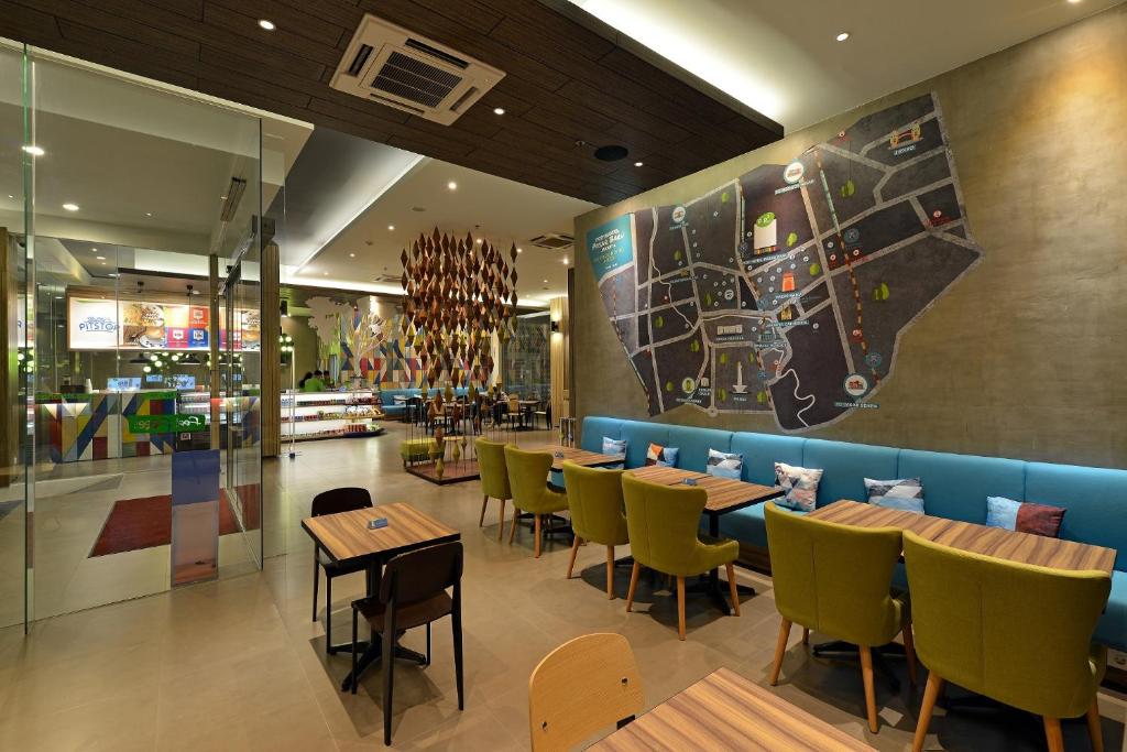 POP! Hotel Pasar Baru 7