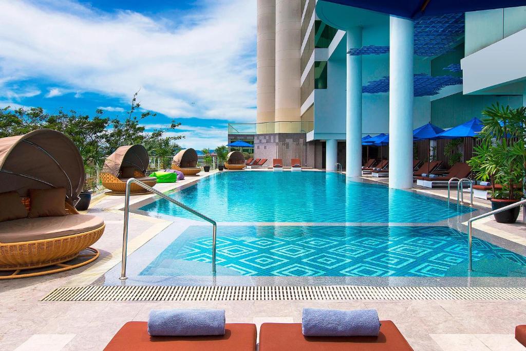 Le Meridien Kota Kinabalu 2