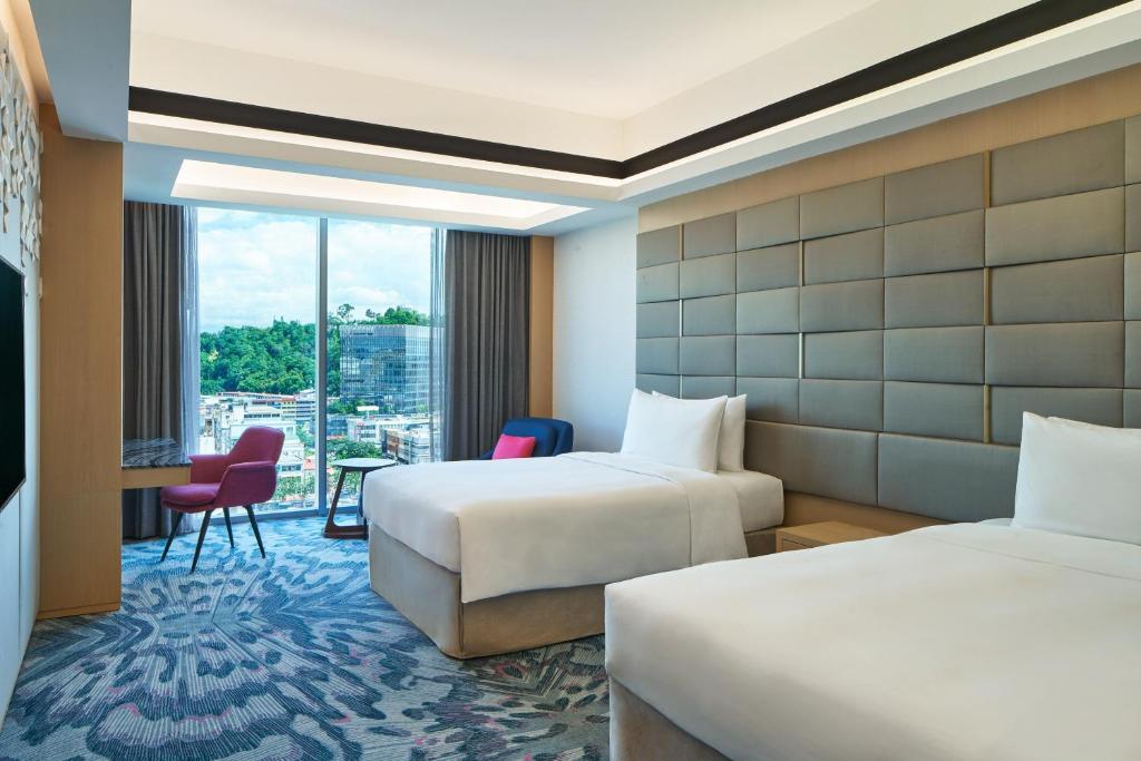 Le Meridien Kota Kinabalu 1