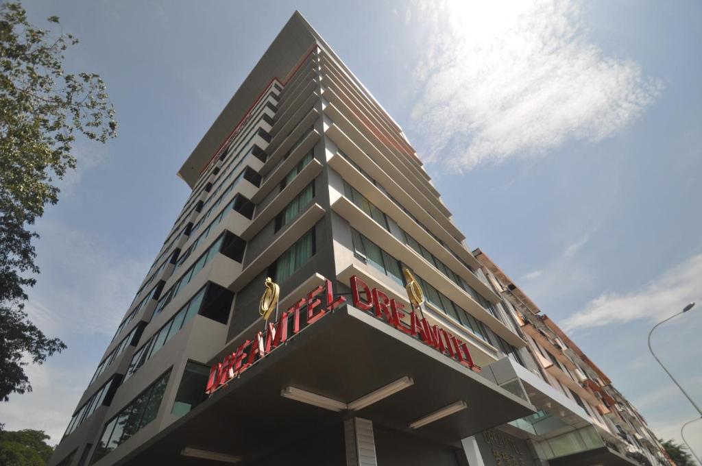 Dreamtel Kota Kinabalu 3
