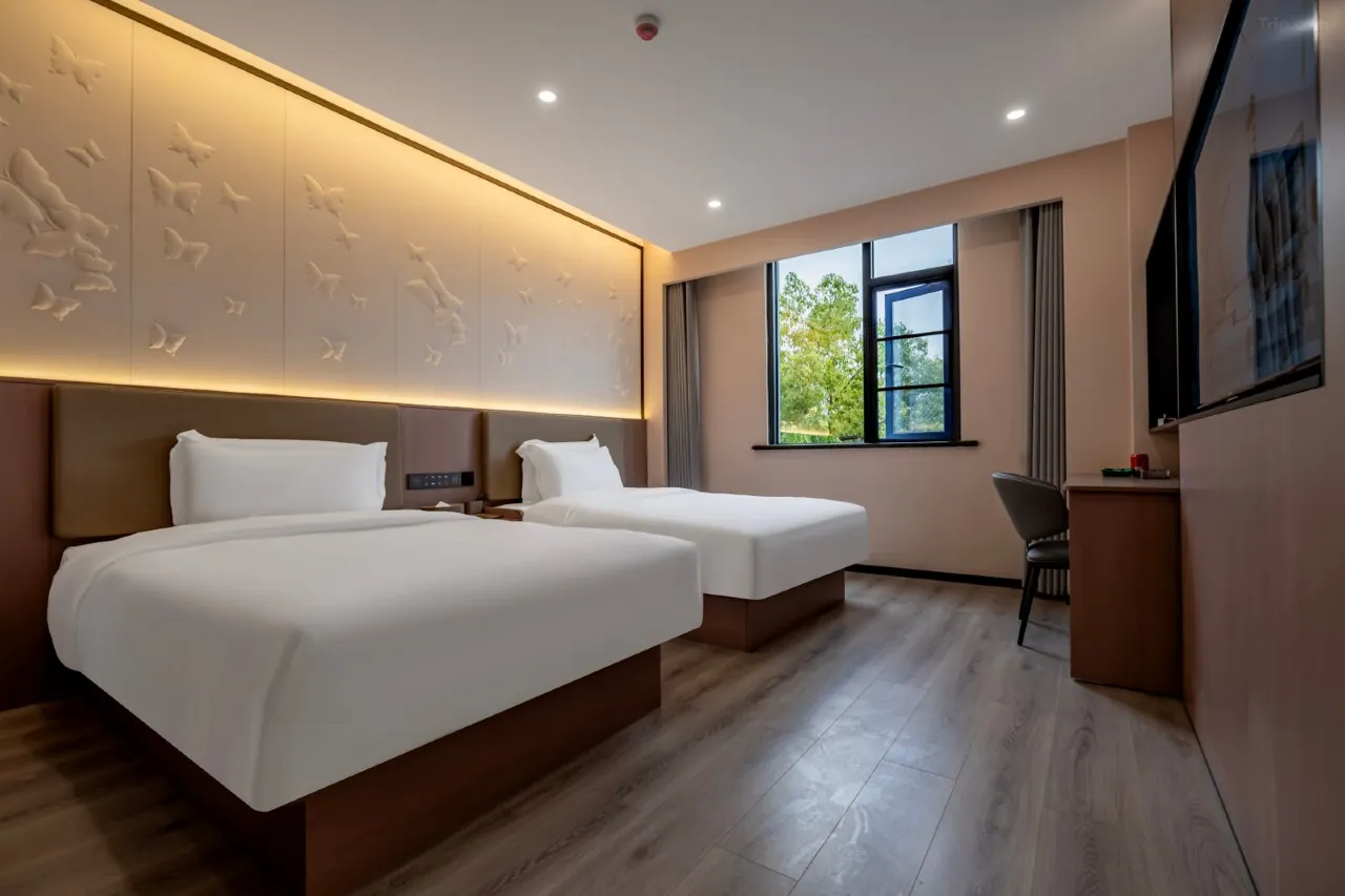 Shengting Wisdom Hotel (Dali high-speed rail station Erhai park branch) 2