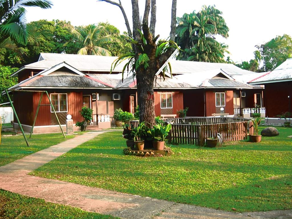 Cherating Eastana Beach Resort 4