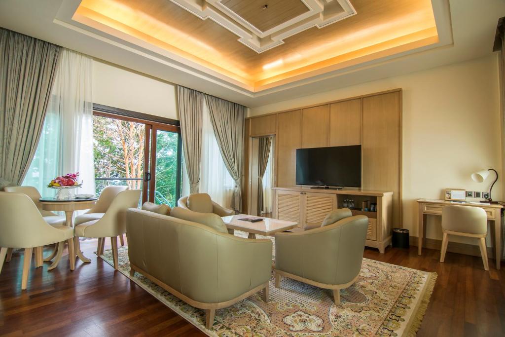 Royale Chulan Cherating Villas 6