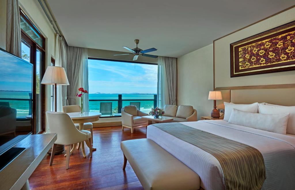 Royale Chulan Cherating Villas 1