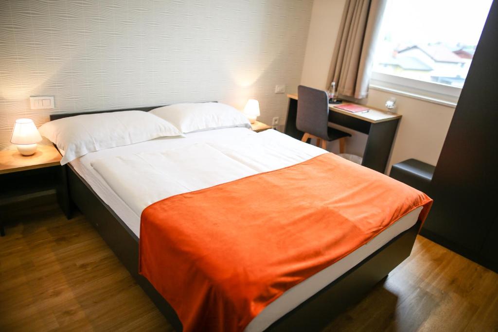 Ambient Hotel 1
