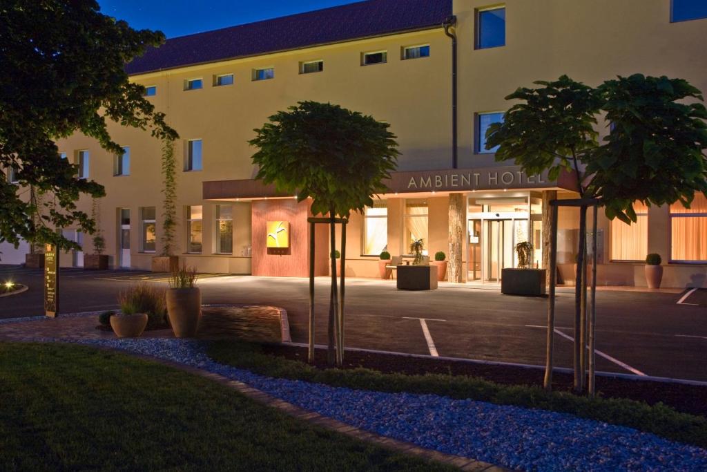 Ambient Hotel 2
