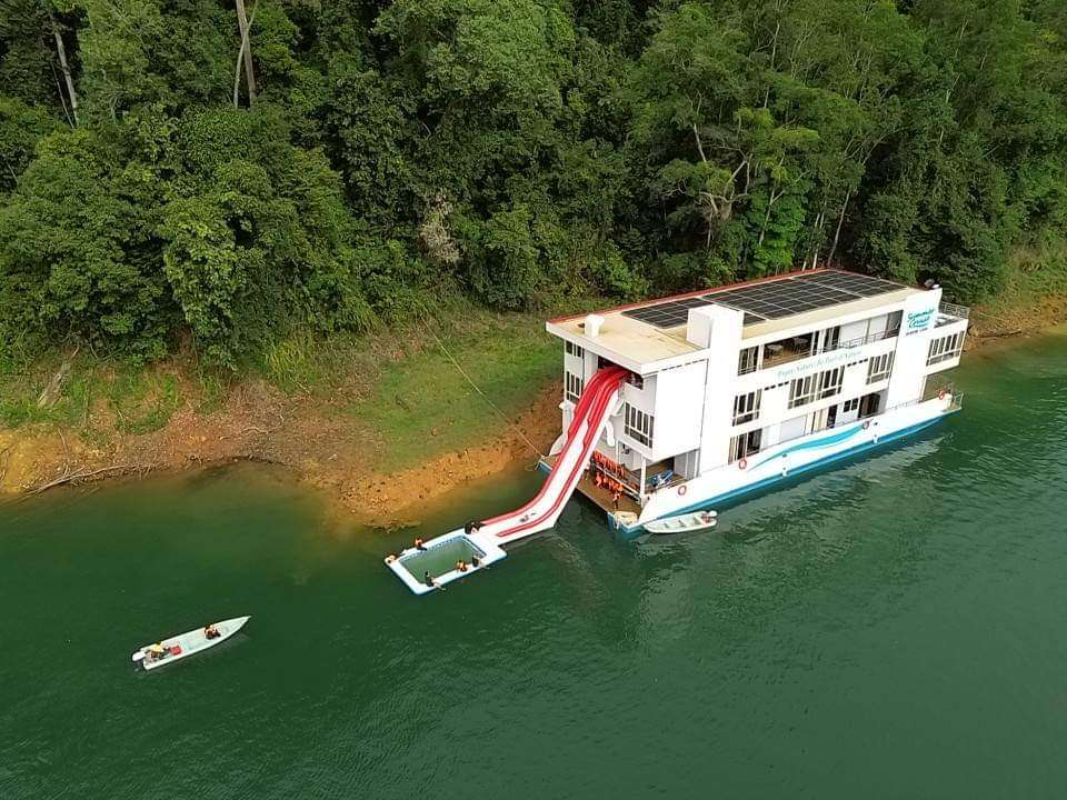 Tasik Kenyir Lake Cruise 4