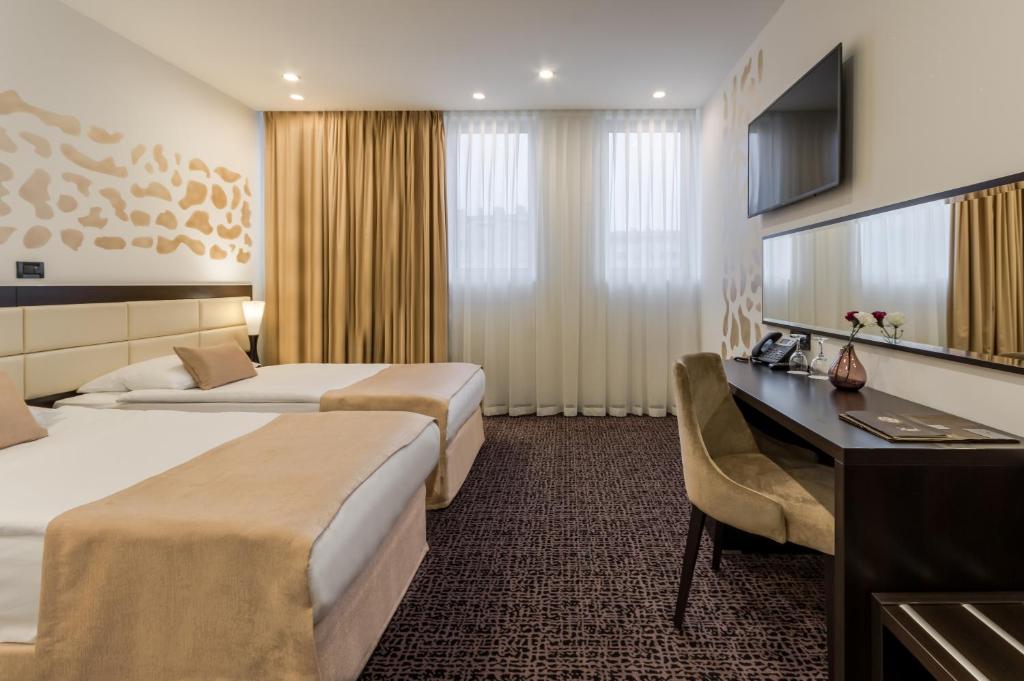 Hotel Diplomat 1