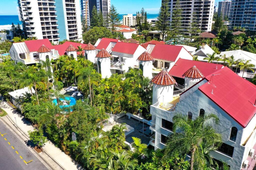Coco Bella Dream in Surfers Paradise 2