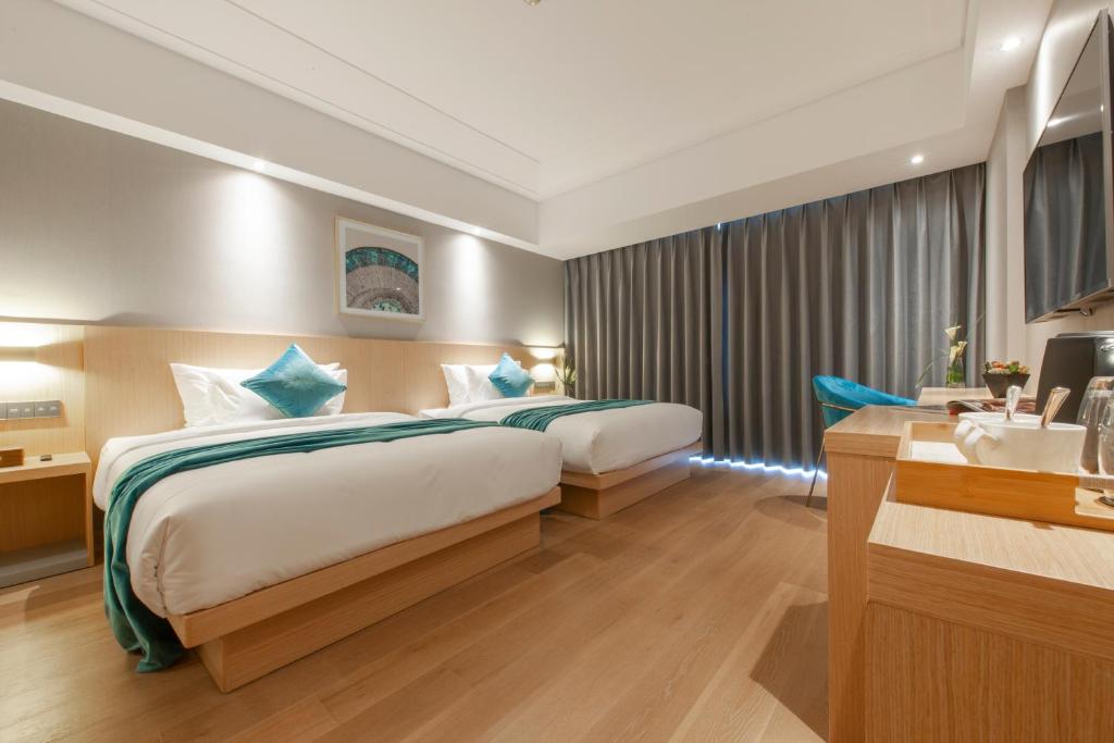 Shanghai Baixia Pagoda Hotel 1
