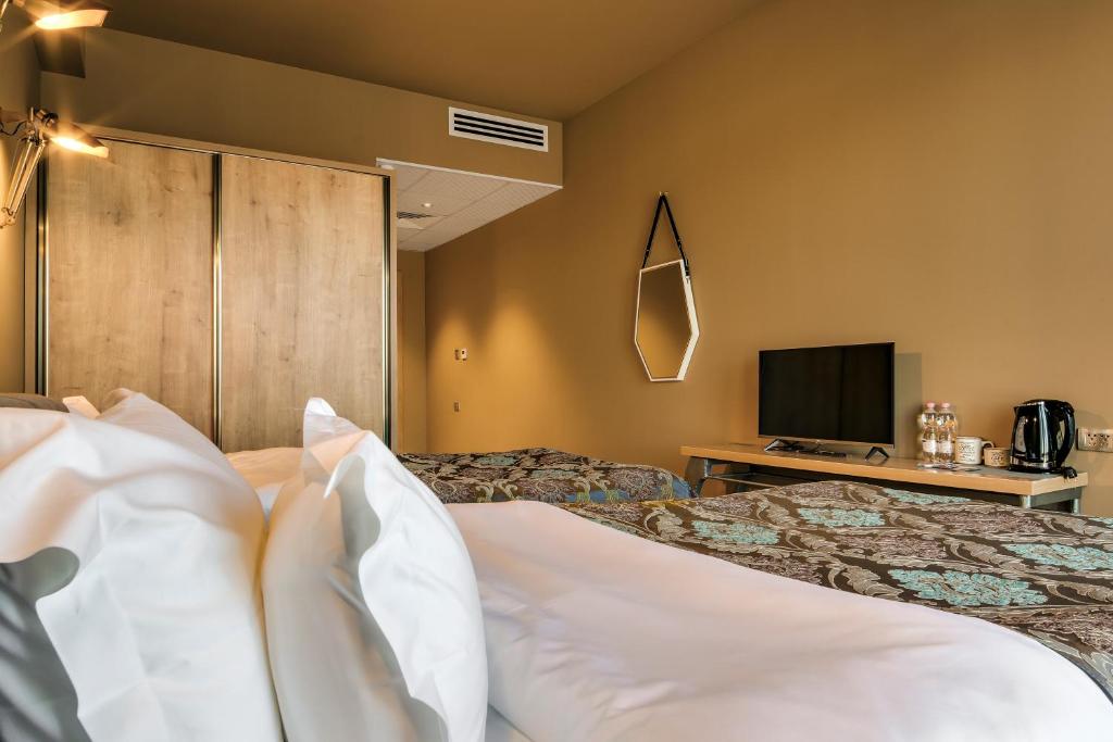 Brim Hotel 1