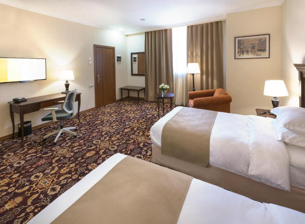 Ani Grand Hotel 2
