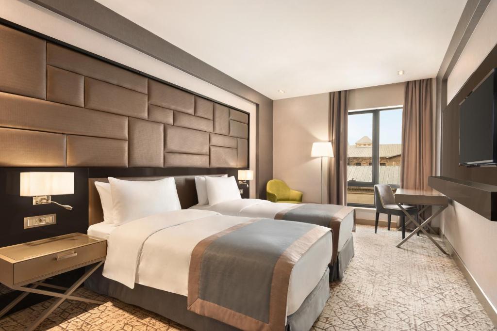 Wyndham Grand Tbilisi 2