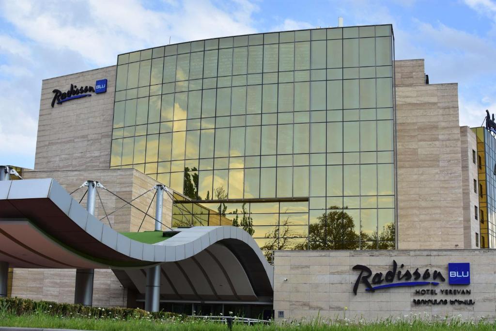 Raddison Blu Yerevan 1