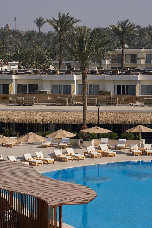 Pyramid Park Resort, Cairo 7