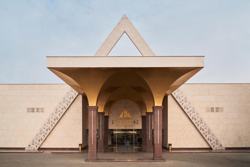 Pyramid Park Resort, Cairo 1