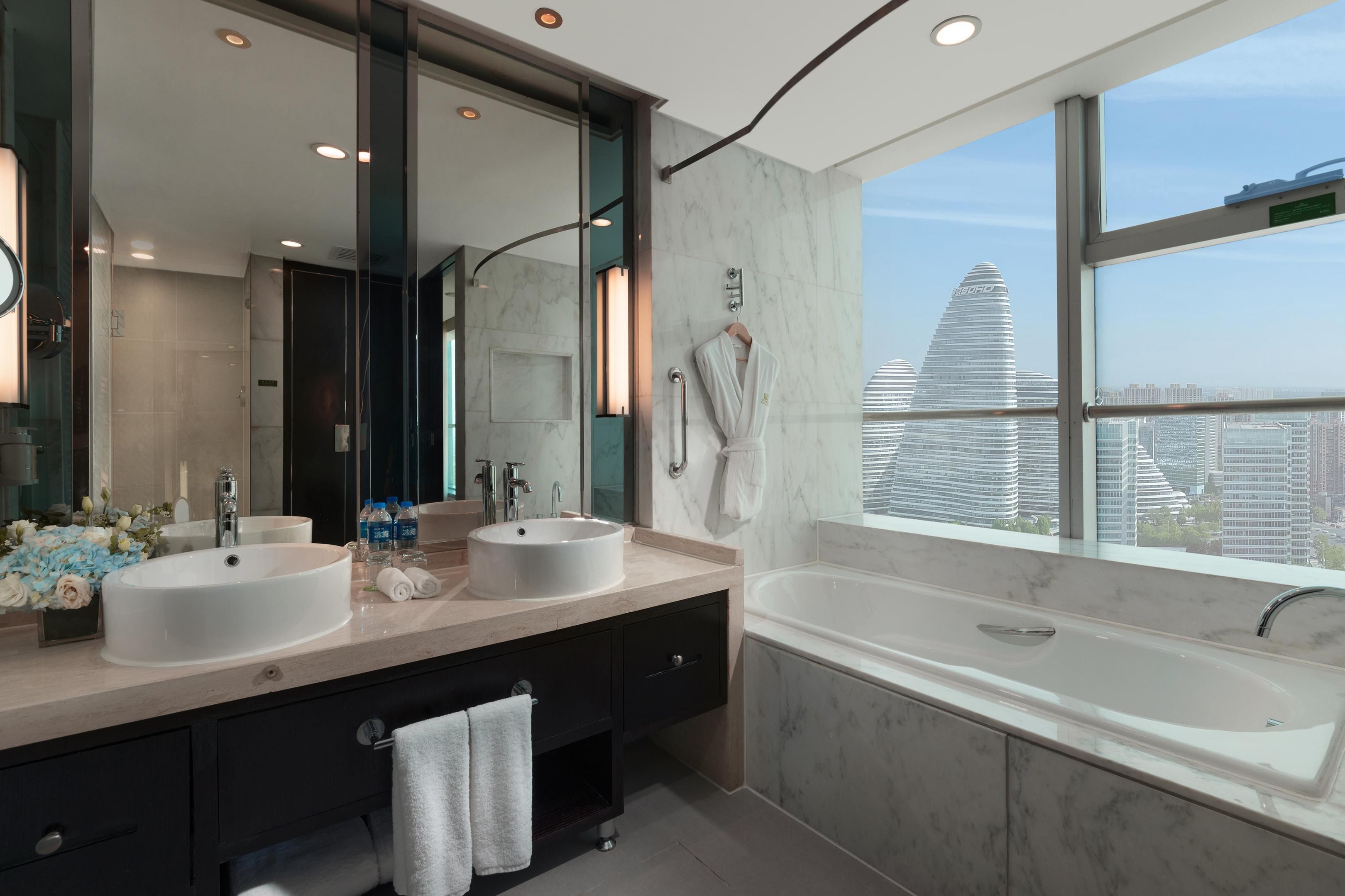 Holiday Inn Beijing Focus Square 3