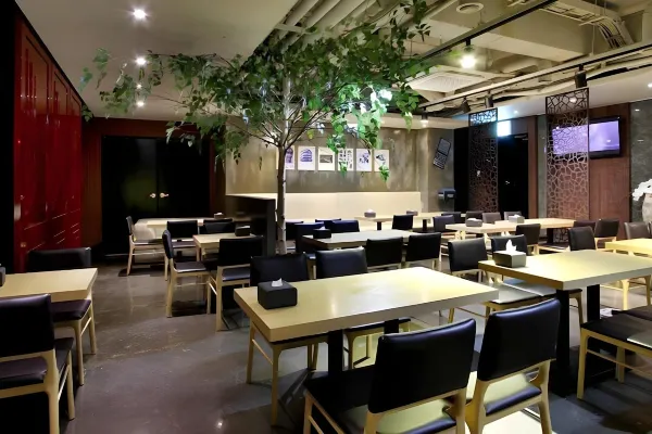 Rich Diamond Hotel 3