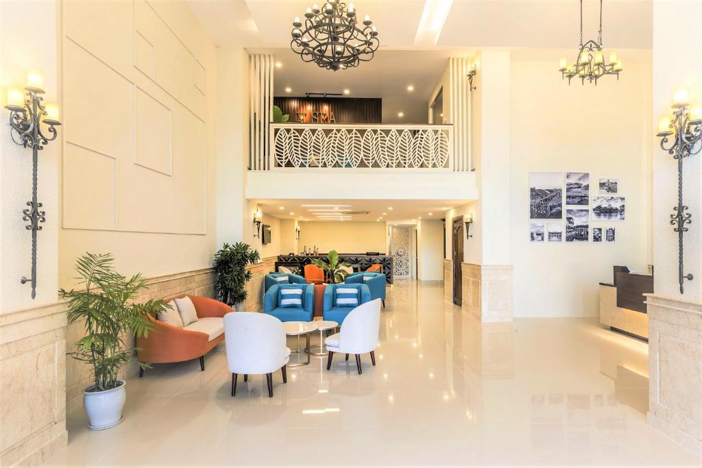 IBIZA Danang Riverfront Hotel 3