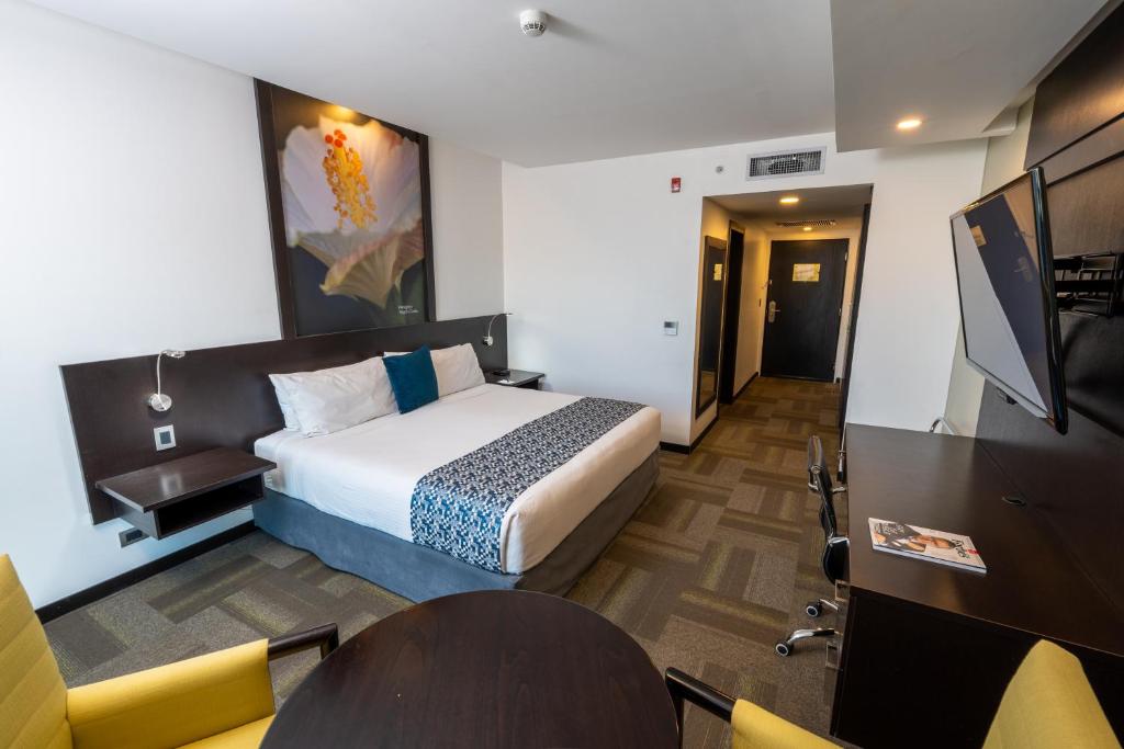 Wyndham Quito Airport 2