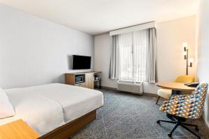 Hampton Inn & Suites Merced 4