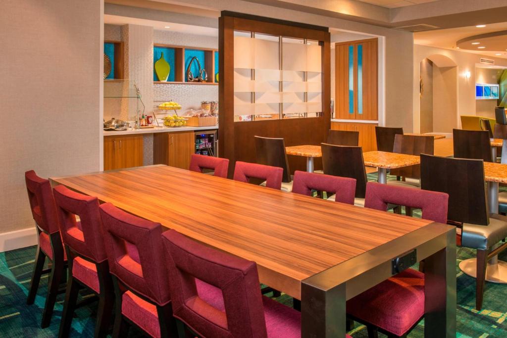 SpringHill Suites by Marriott Gaithersburg 6